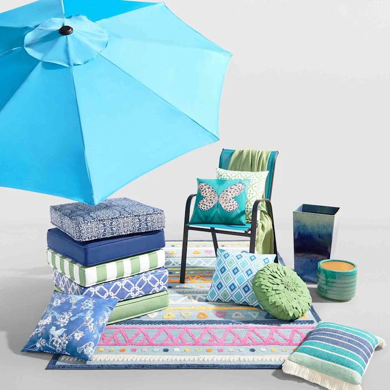 At Home bright colored outdoor furnishings icon